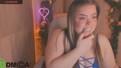 caroll_li online show from 02-06-25, 12:43