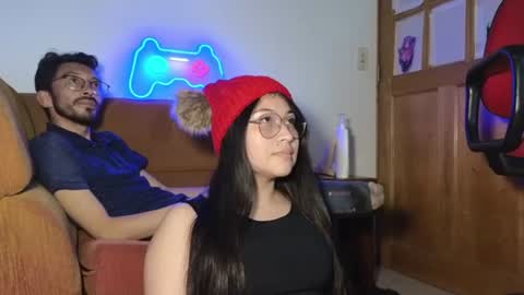 Snapshot of caroll_luna chatting on 12-05-24, 12:30 kitty online show from 12-05-24, 12:30