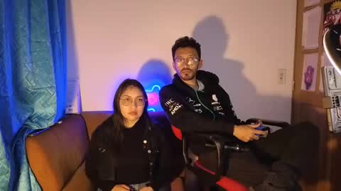Snapshot of caroll_luna chatting on 12-13-24, 01:48 kitty online show from 12-13-24, 01:48