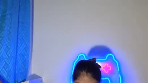 Snapshot of caroll_luna chatting on 12-14-24, 08:45 kitty online show from 12-14-24, 08:45