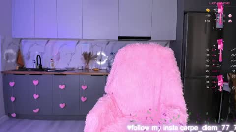 Yummi online show from 12-16-24, 02:36