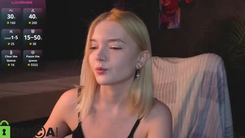 Snapshot of carrie_foster chatting on 03-02-26, 12:56 Carrie foster online show from 03-02-26, 12:56