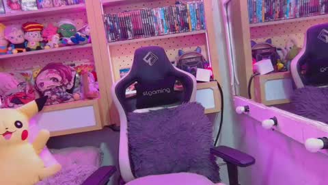 Carrie online show from 11-10-25, 01:59