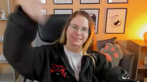 carrie_roses online show from 09-12-25, 04:34