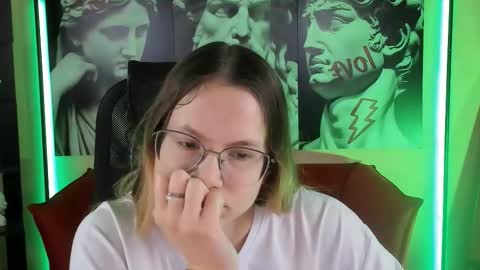 carrie_roses online show from 09-24-25, 05:11