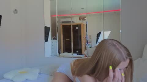 carriebradshawww online show from 06-30-26, 11:33