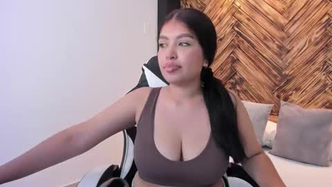 carriepink_ online show from 09-12-25, 12:49