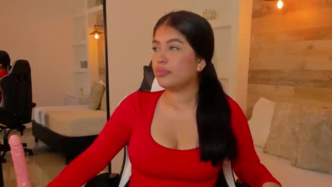 carriepink_ online show from 09-26-25, 11:36