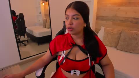 carriepink_ online show from 10-07-25, 11:51