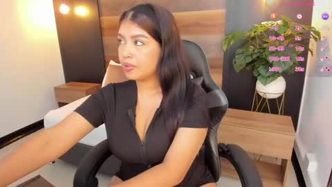 carriepink_ online show from 11-05-25, 11:43