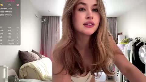 Kira online show from 06-20-26, 03:15
