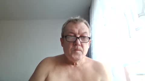 carsten21101 online show from 11-30-25, 08:07