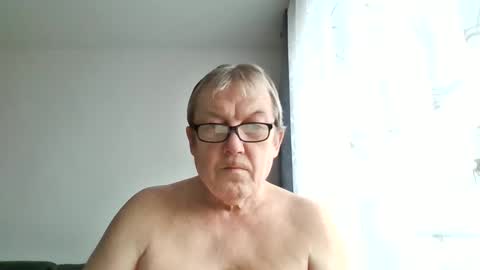 carsten21101 online show from 02-04-26, 08:42