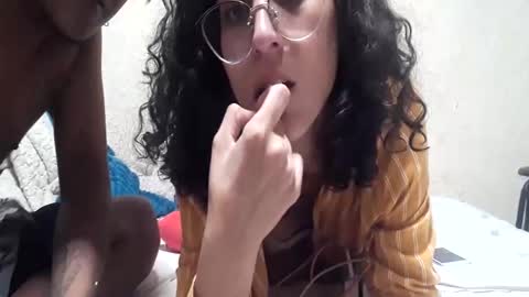 Snapshot of casalbruxos chatting on 10-24-25, 07:16 Casal bruxo online show from 10-24-25, 07:16