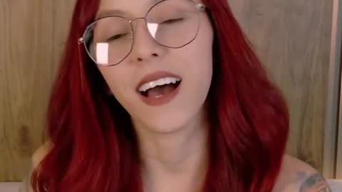 Casandra  online show from 06-10-26, 07:35