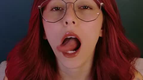 Casandra  online show from 06-27-26, 02:49
