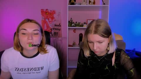 casey_meow_ online show from 09-24-25, 05:44