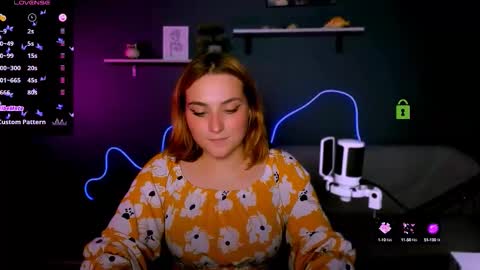 casey_meow_ online show from 10-14-25, 01:01