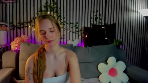 Casey sweeet online show from 03-11-26, 12:38