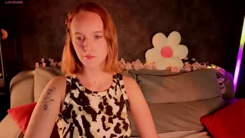 Snapshot of casey_sweeet chatting on 07-08-26, 12:59 Casey sweeet online show from 07-08-26, 12:59