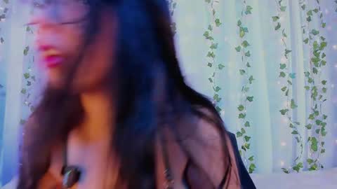    online show from 05-02-26, 01:27