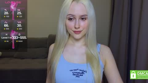 Snapshot of caseylabow chatting on 02-05-25, 11:44 My name is Casey... Nice to meet you I will be happy to have funthumbs up please its important online show from 02-05-25, 11:44