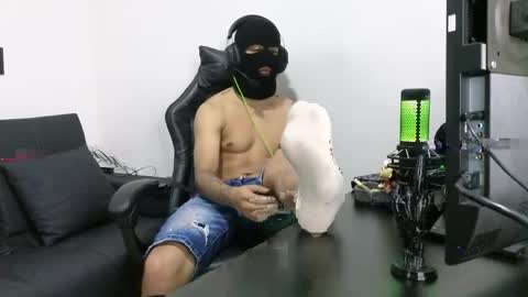 Snapshot of cash_master777 chatting on 04-09-26, 02:22 cash_master777 online show from 04-09-26, 02:22