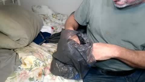 Snapshot of casinocam chatting on 06-30-26, 04:13 CasinoCam online show from 06-30-26, 04:13