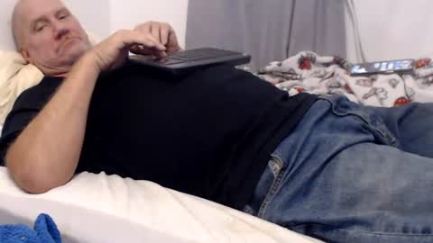 Snapshot of casinocam chatting on 08-04-26, 08:22 CasinoCam online show from 08-04-26, 08:22