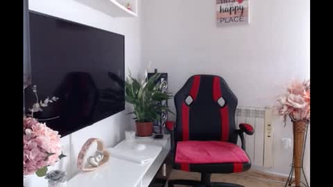 Alice online show from 11-10-25, 10:36