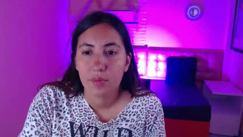 573215024606 online show from 09-25-25, 08:23