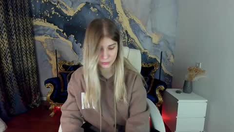 Lena online show from 03-12-25, 07:13