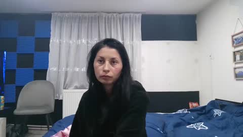 Snapshot of cassandry92 chatting on 12-20-24, 03:42 Casandry online show from 12-20-24, 03:42