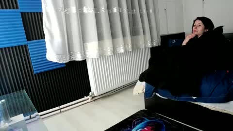 Snapshot of cassandry92 chatting on 01-05-25, 04:27 Casandry online show from 01-05-25, 04:27