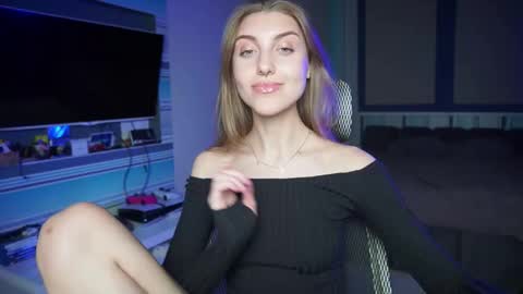 Seductress Cassia  FINDOM AND SADISM  NO NUDE online show from 10-12-25, 05:01