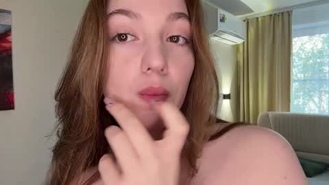 Snapshot of cassicompagna chatting on 05-15-26, 05:14 Adele online show from 05-15-26, 05:14