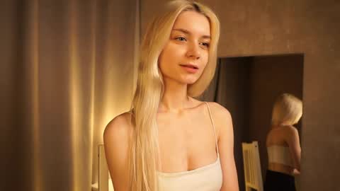 Cassie online show from 02-25-25, 05:47