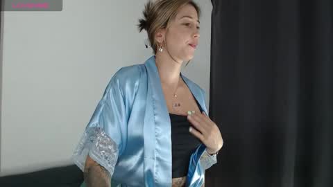 Susana independent model online show from 11-11-25, 09:37