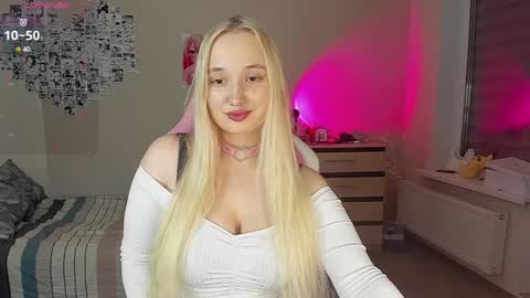 Cassie Rosss online show from 02-04-25, 12:08