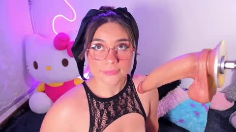 Snapshot of cassiebigass_ chatting on 05-15-26, 11:12 Bela igzaii9r online show from 05-15-26, 11:12