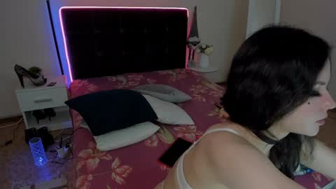 Cassie online show from 01-14-25, 06:56