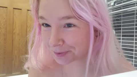 Cassie online show from 01-19-26, 06:17