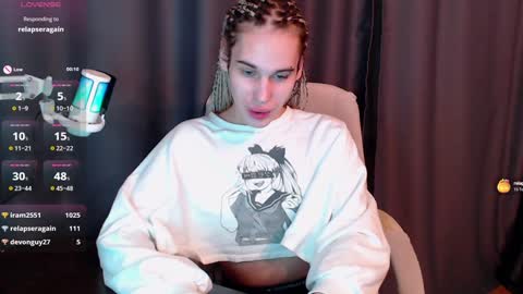 Cassie online show from 12-19-24, 07:18