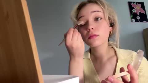 Snapshot of cassijent chatting on 03-07-26, 08:11 Olivia online show from 03-07-26, 08:11