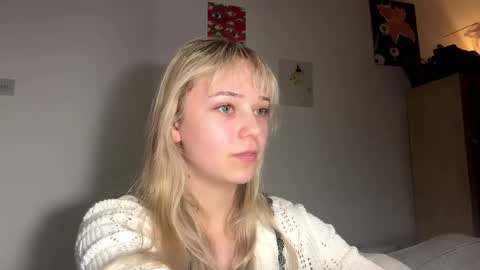 Snapshot of cassijent chatting on 03-23-26, 09:41 Olivia online show from 03-23-26, 09:41