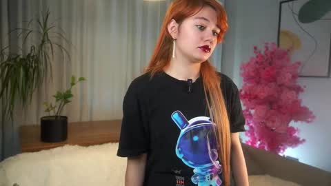 Kate online show from 10-02-25, 01:34