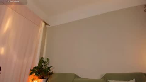  cassandra  online show from 03-02-26, 11:22