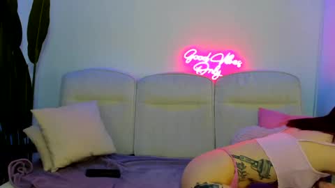 cassy_foxy online show from 04-20-26, 06:05
