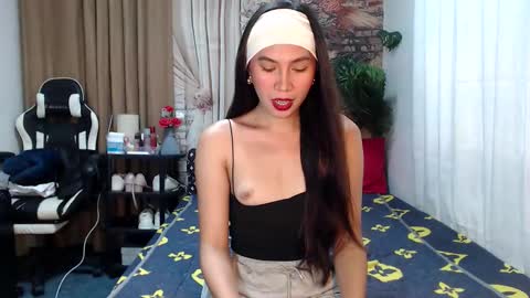 Cassy online show from 10-17-25, 01:20