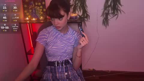 Snapshot of cassyvixen chatting on 03-22-26, 04:32 Cassy online show from 03-22-26, 04:32